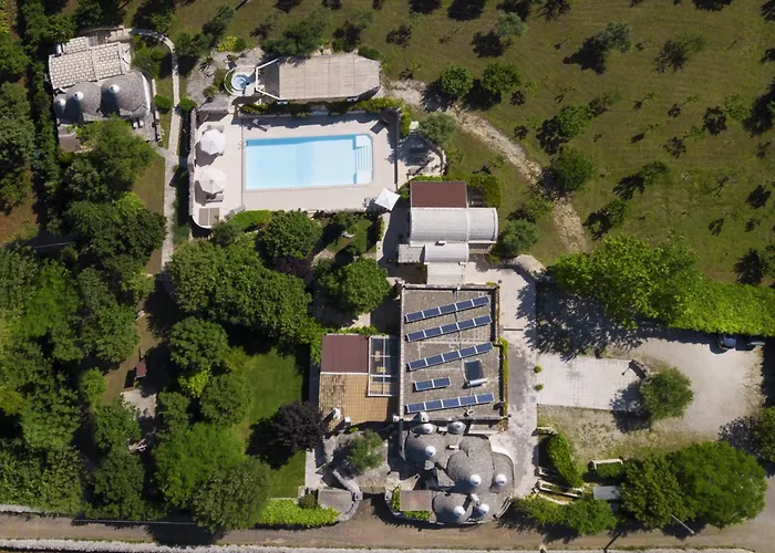 Trulli Valle D'itria 펜션 *